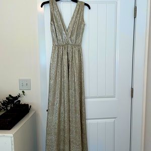 Lulu’s XS Long Dress in Gold/Silver